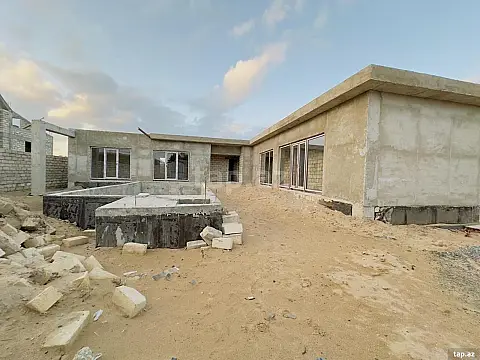 Satılır 4 otaqlı həyət evi