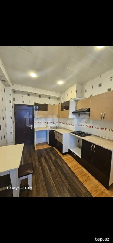 Kirayə verilir 3 otaqlı yeni tikili 110 m²