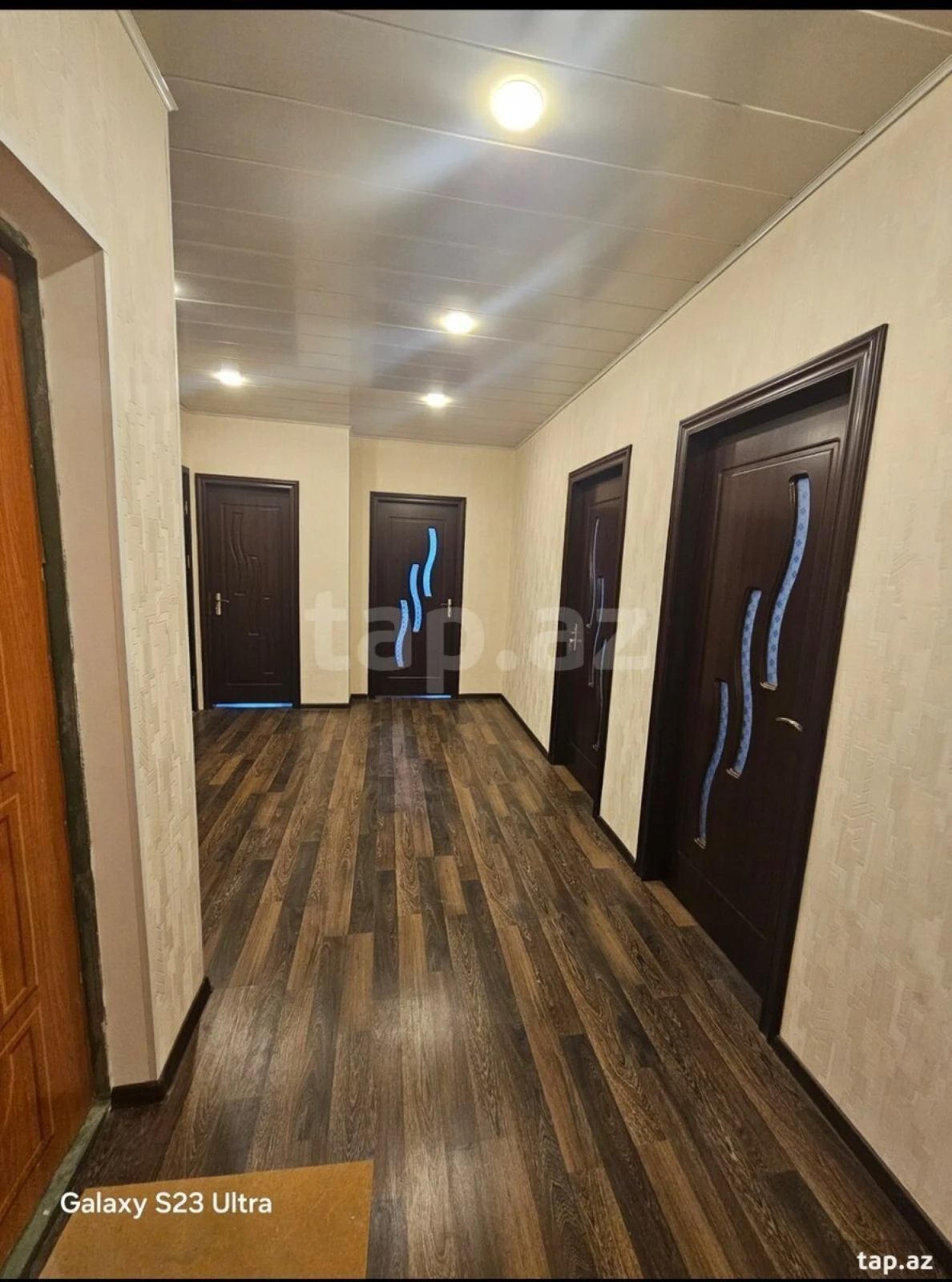 Kirayə verilir 3 otaqlı yeni tikili 110 m²