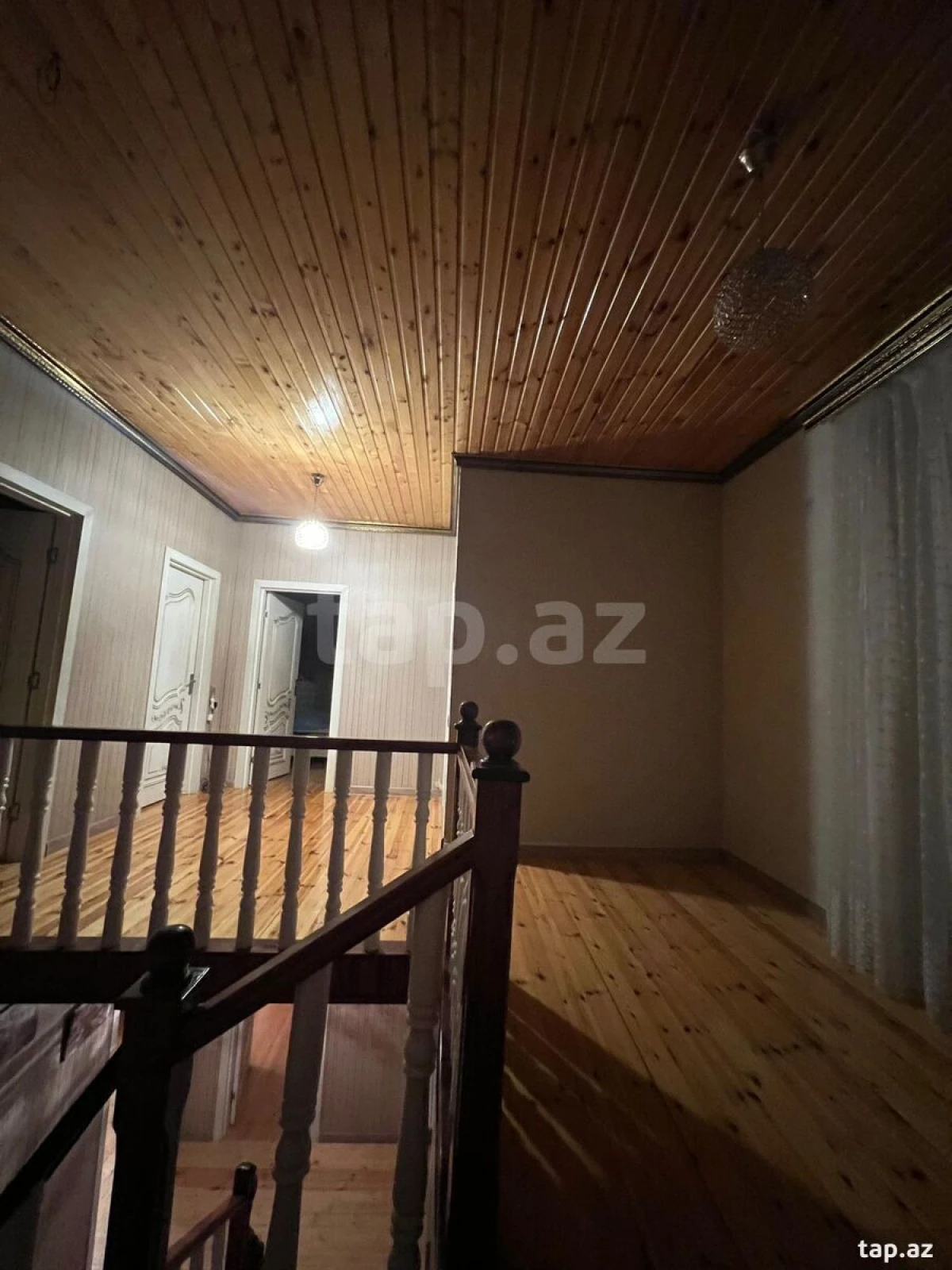 Satılır 7 otaqlı həyət evi