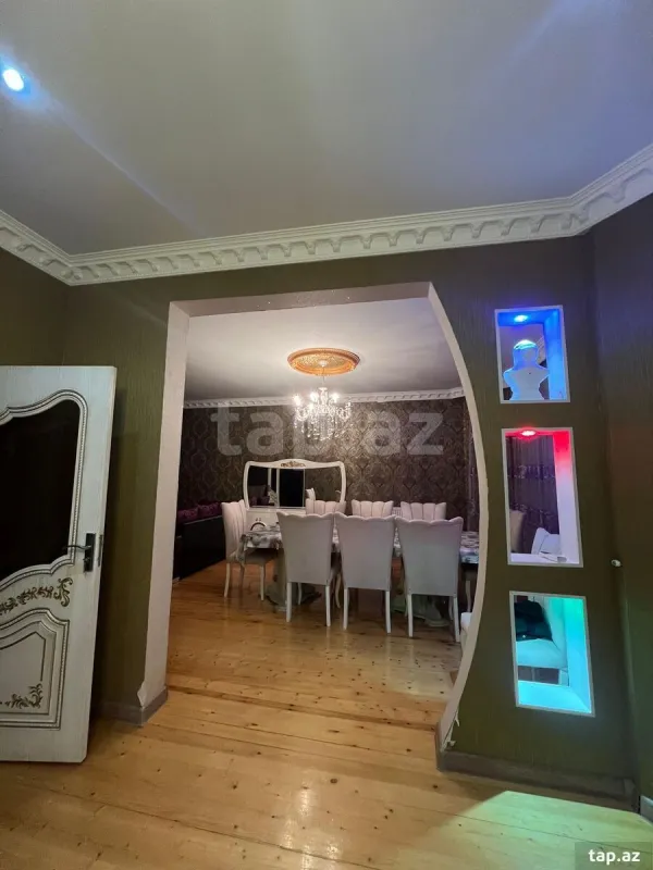 Satılır 7 otaqlı həyət evi