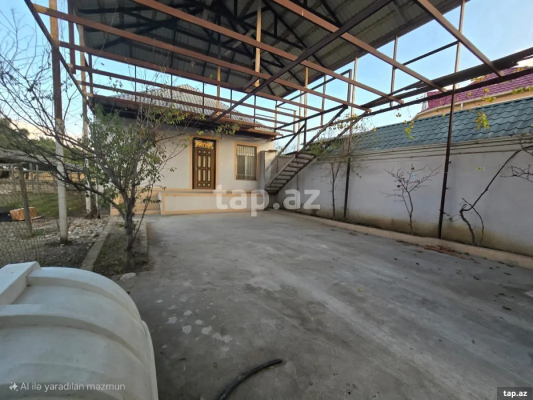 Satılır 3 otaqlı həyət evi