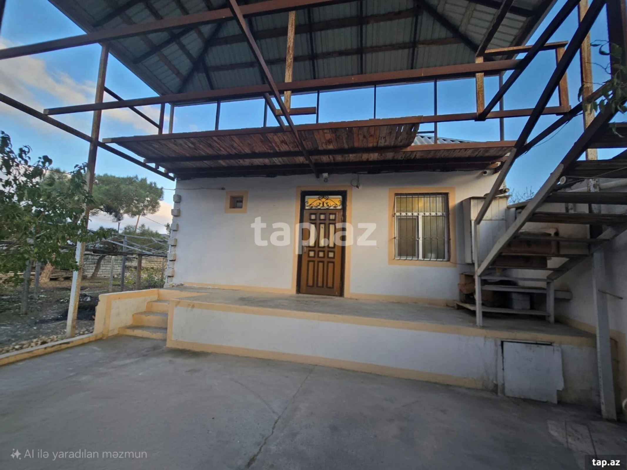 Satılır 3 otaqlı həyət evi