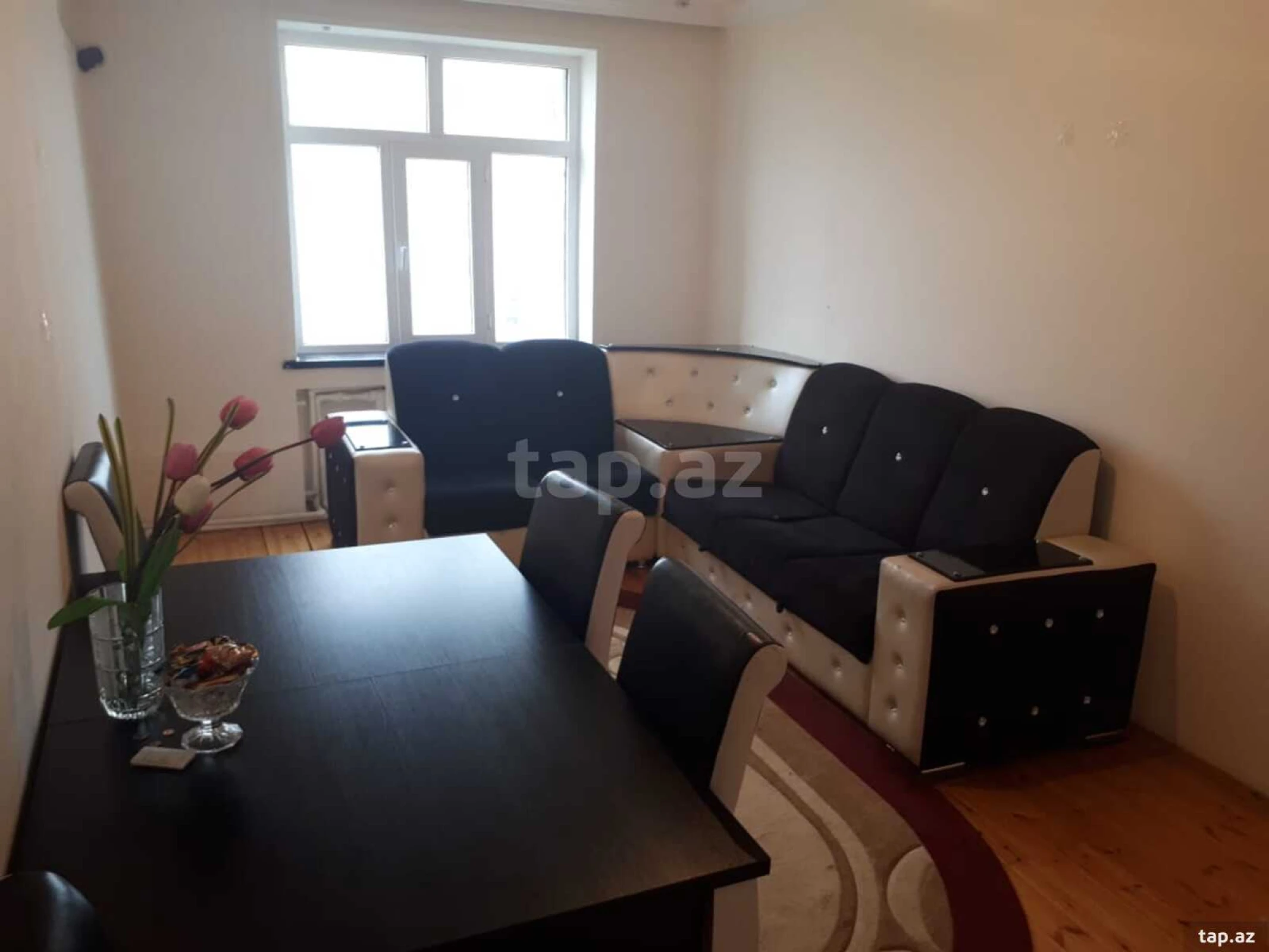 Kirayə verilir 2 otaqlı mənzil 65 m²