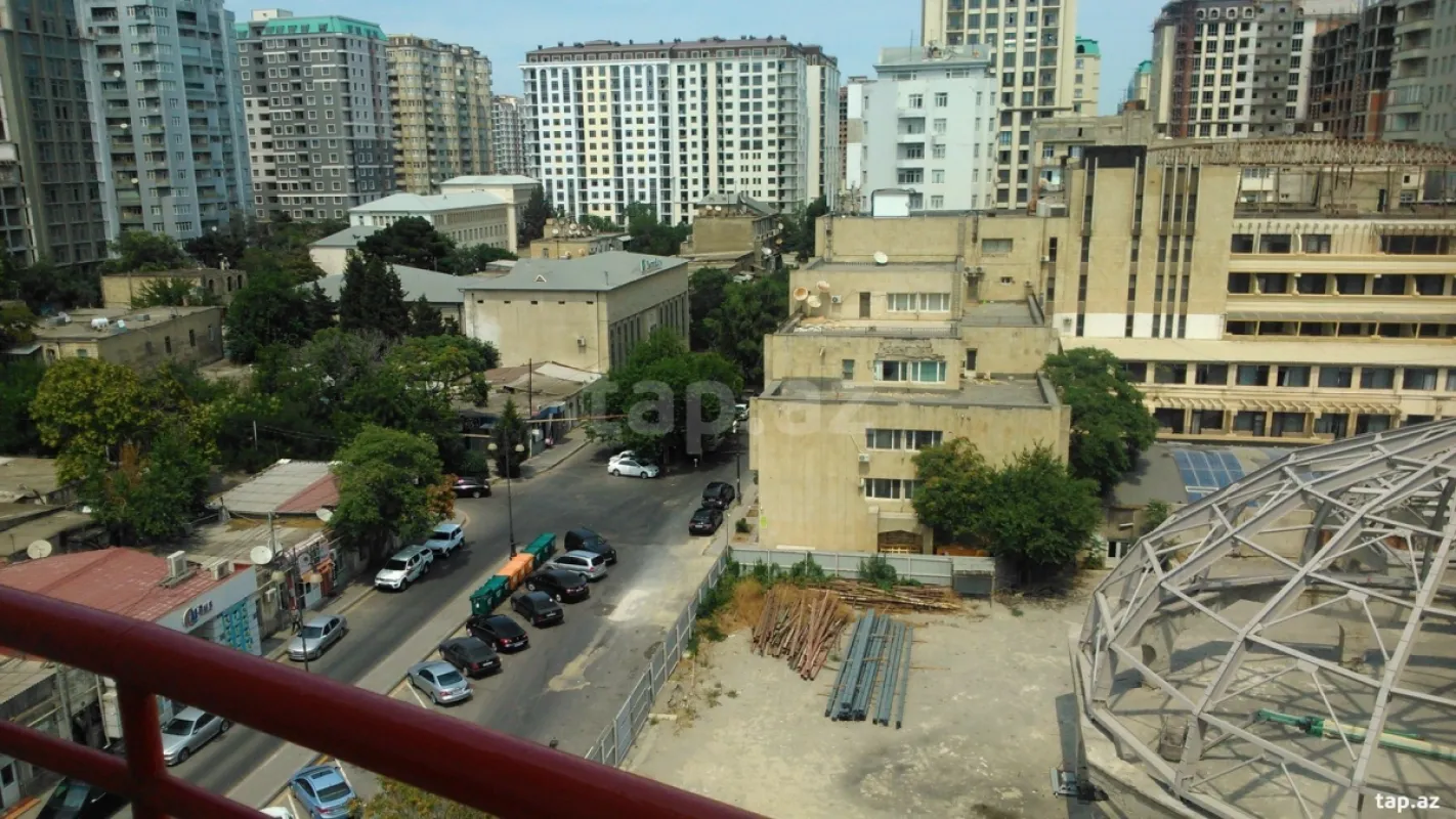 Kirayə verilir 2 otaqlı yeni tikili 60 m²