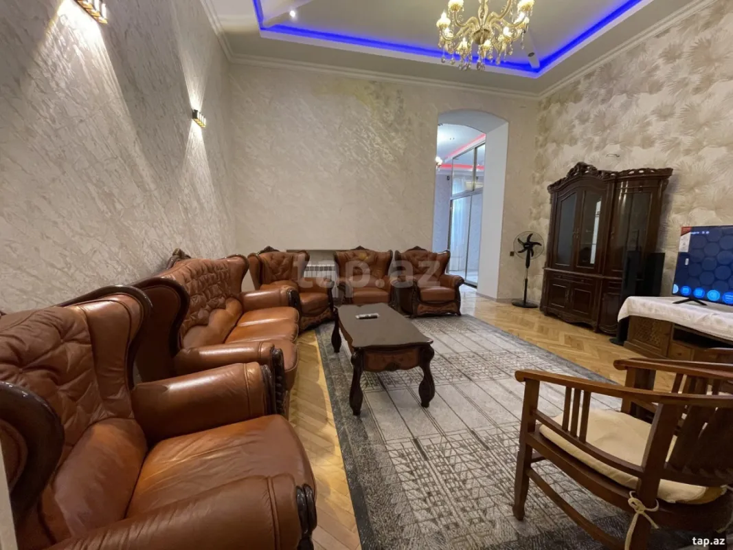 Satılır 3 otaqlı mənzil 100 m²