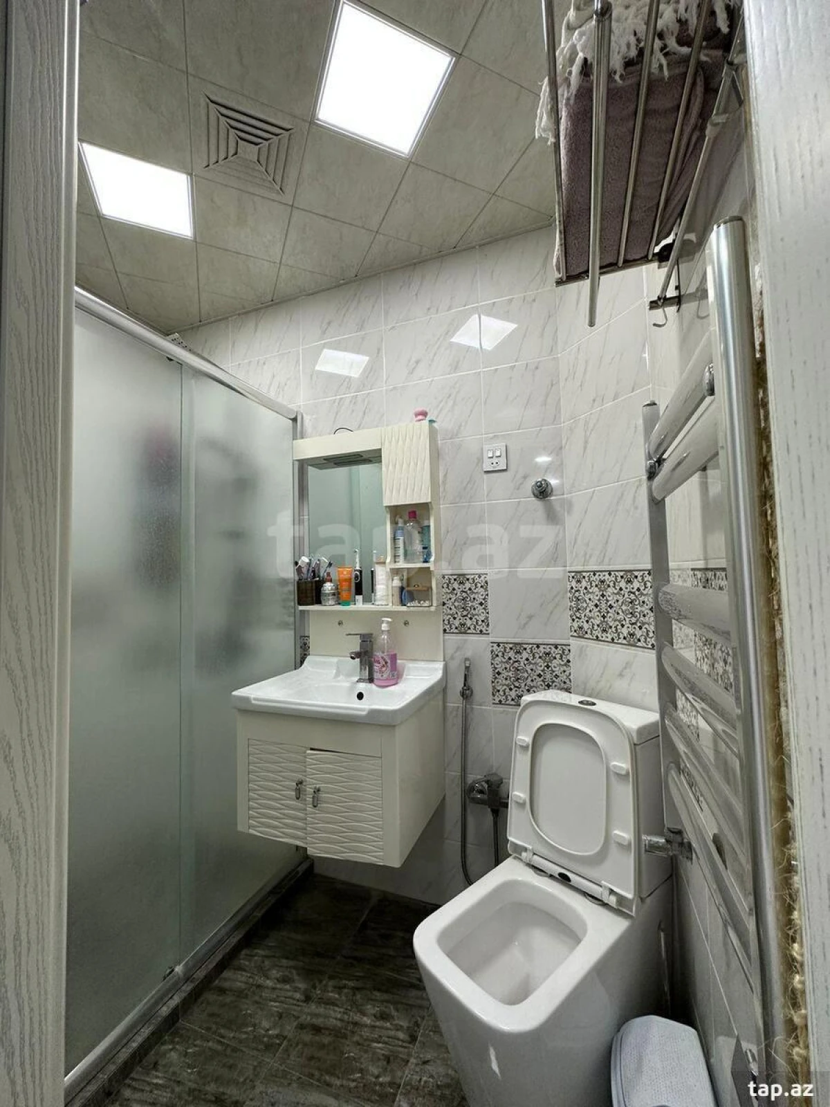 Satılır 4 otaqlı mənzil 85 m²