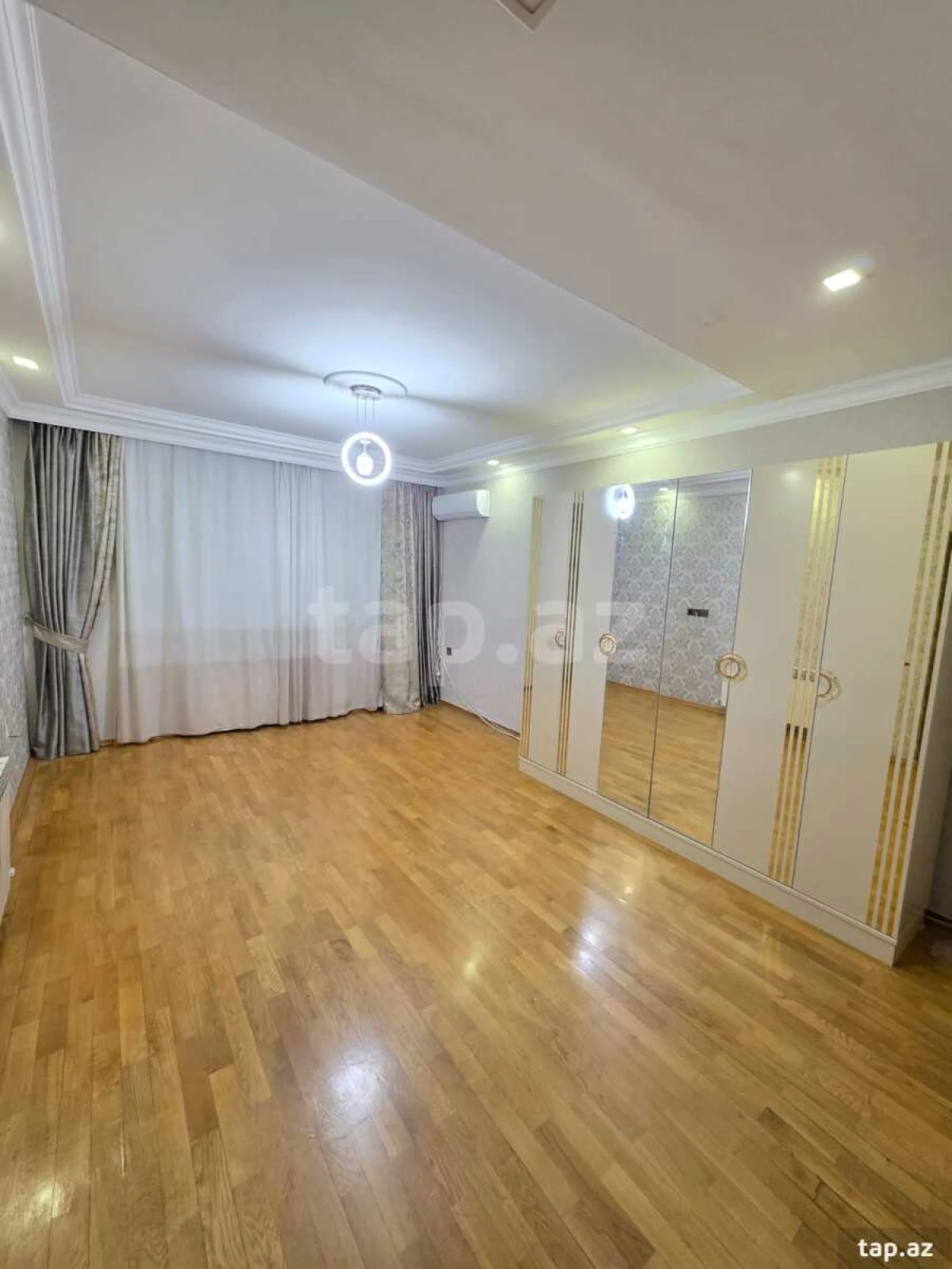 Kirayə verilir 3 otaqlı mənzil 110 m²