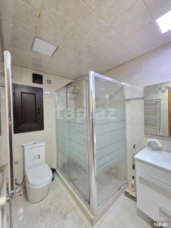 Kirayə verilir 3 otaqlı mənzil 110 m²