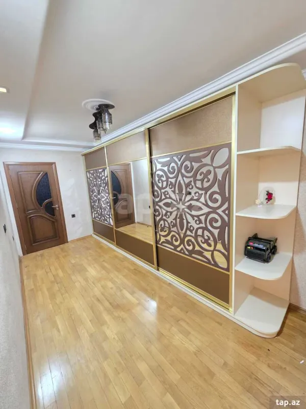 Kirayə verilir 3 otaqlı mənzil 110 m²