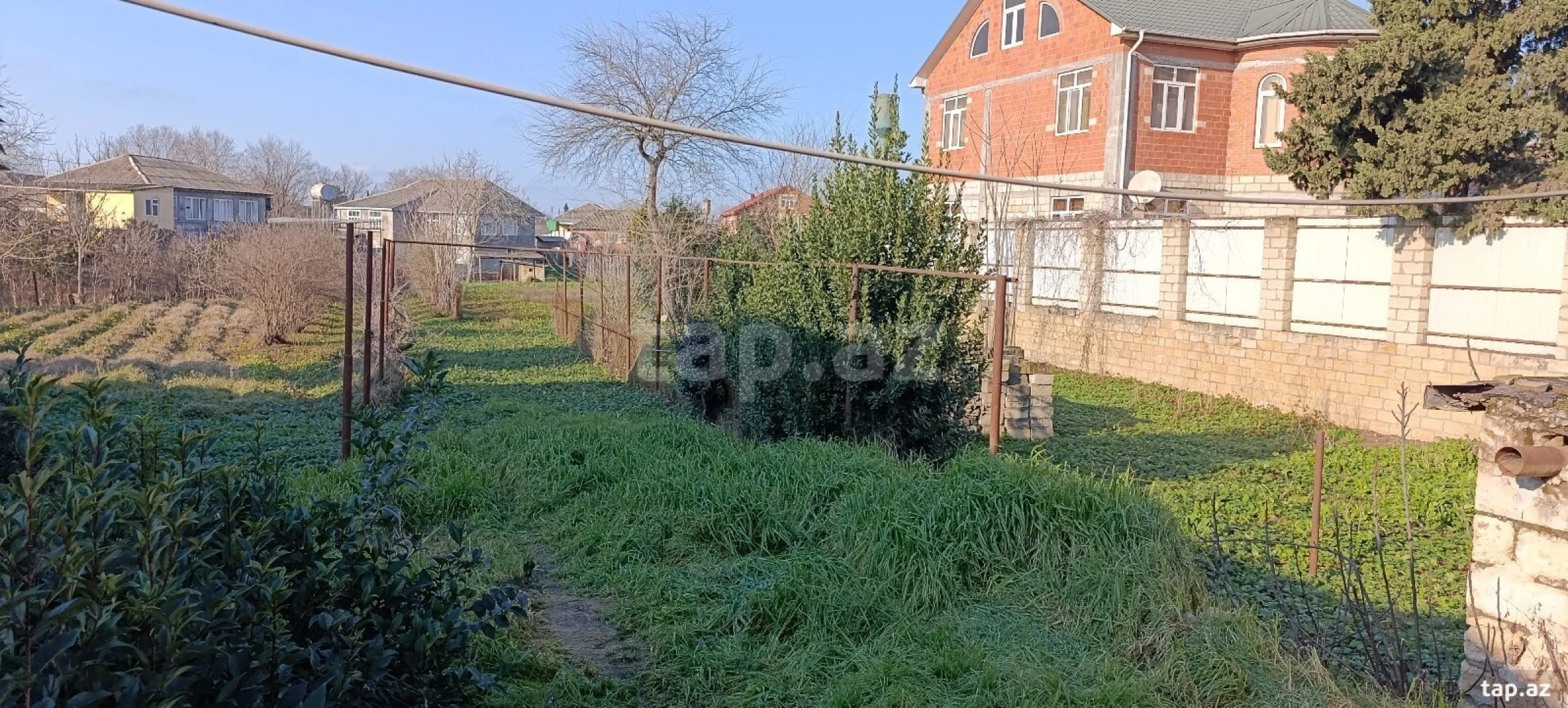 Satılır 3 otaqlı həyət evi