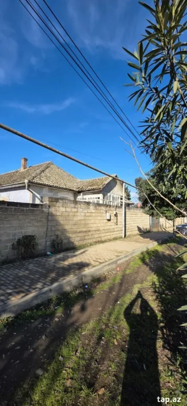 Satılır 3 otaqlı həyət evi