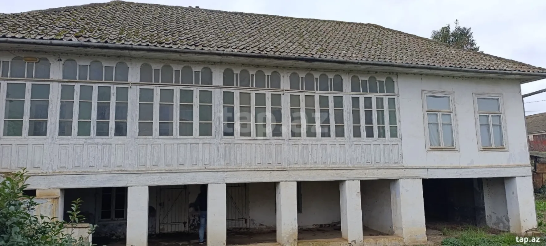 Satılır 3 otaqlı həyət evi