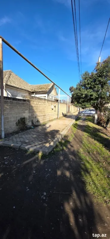 Satılır 3 otaqlı həyət evi