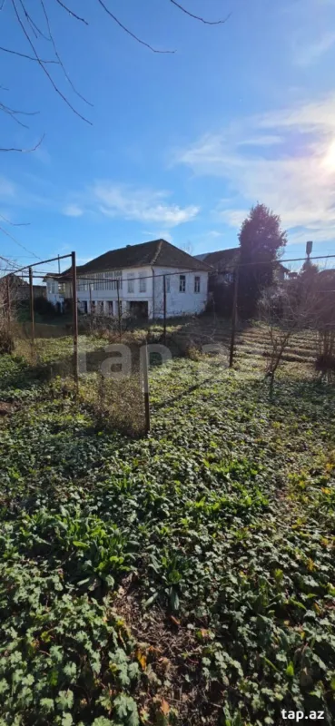 Satılır 3 otaqlı həyət evi