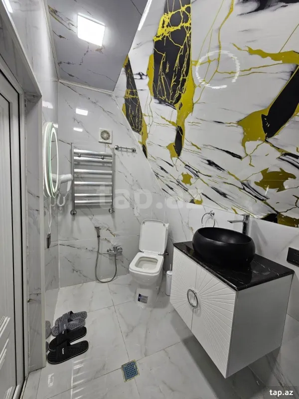 Kirayə verilir 2 otaqlı həyət evi