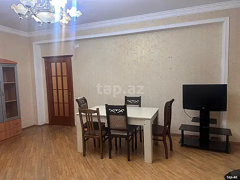 Kirayə verilir 3 otaqlı yeni tikili 140 m²