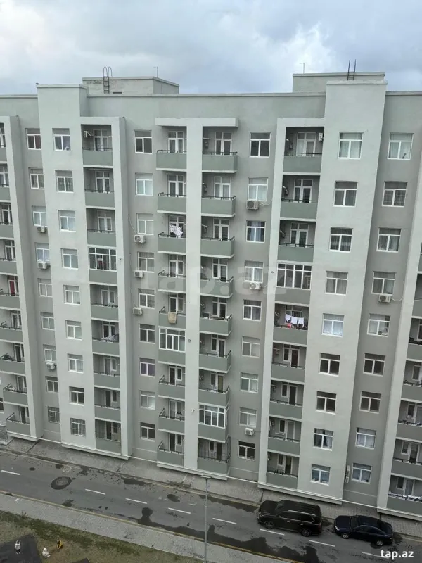 Satılır 3 otaqlı yeni tikili 73 m²