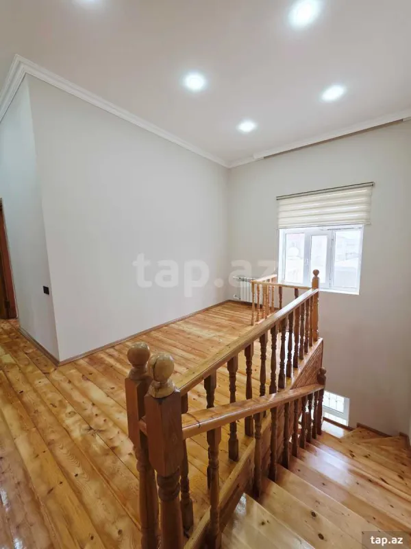 Satılır 5 otaqlı həyət evi