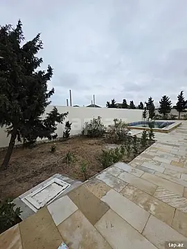 Satılır 5 otaqlı həyət evi