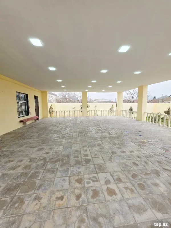 Satılır 5 otaqlı həyət evi