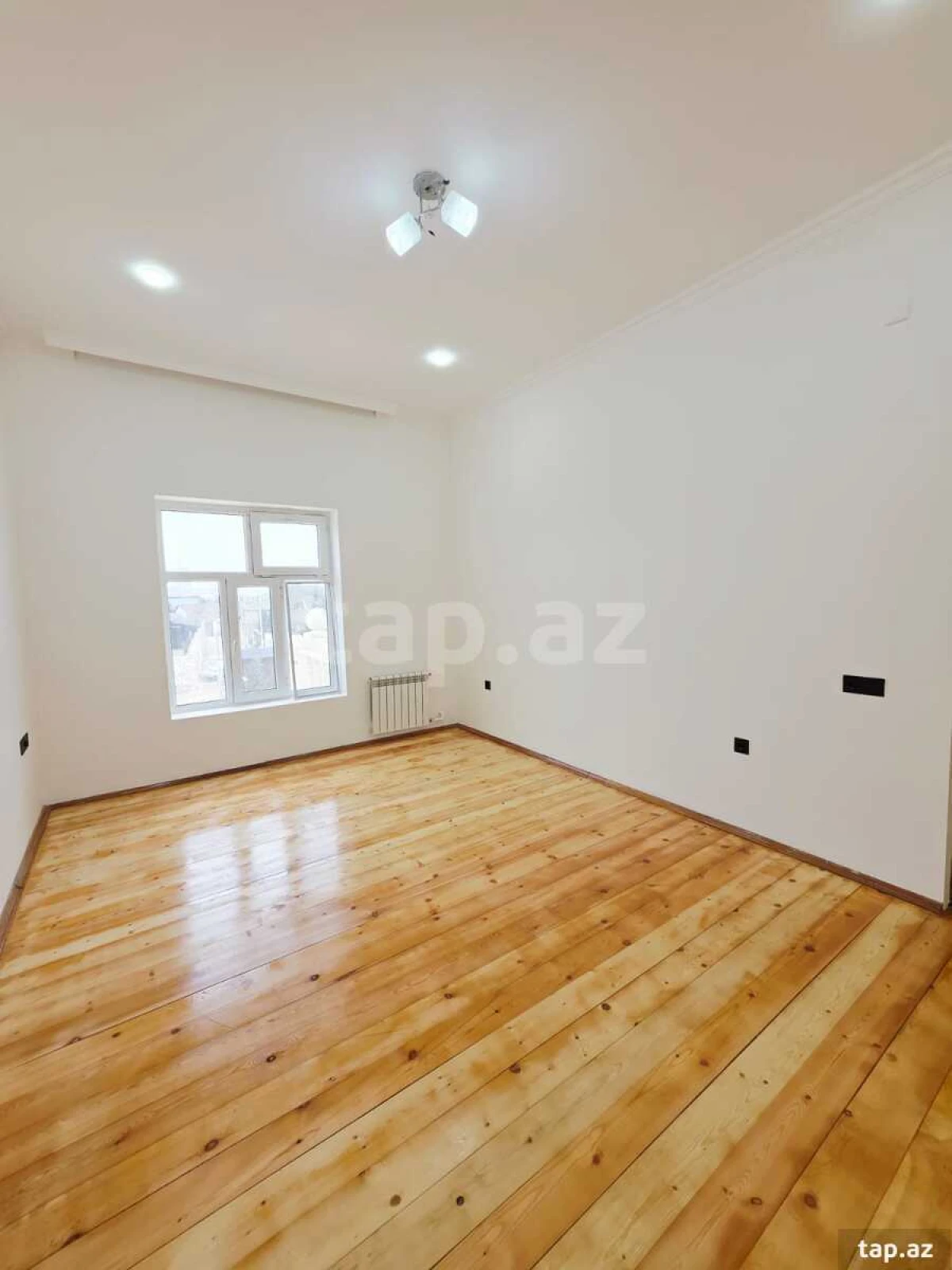 Satılır 5 otaqlı həyət evi