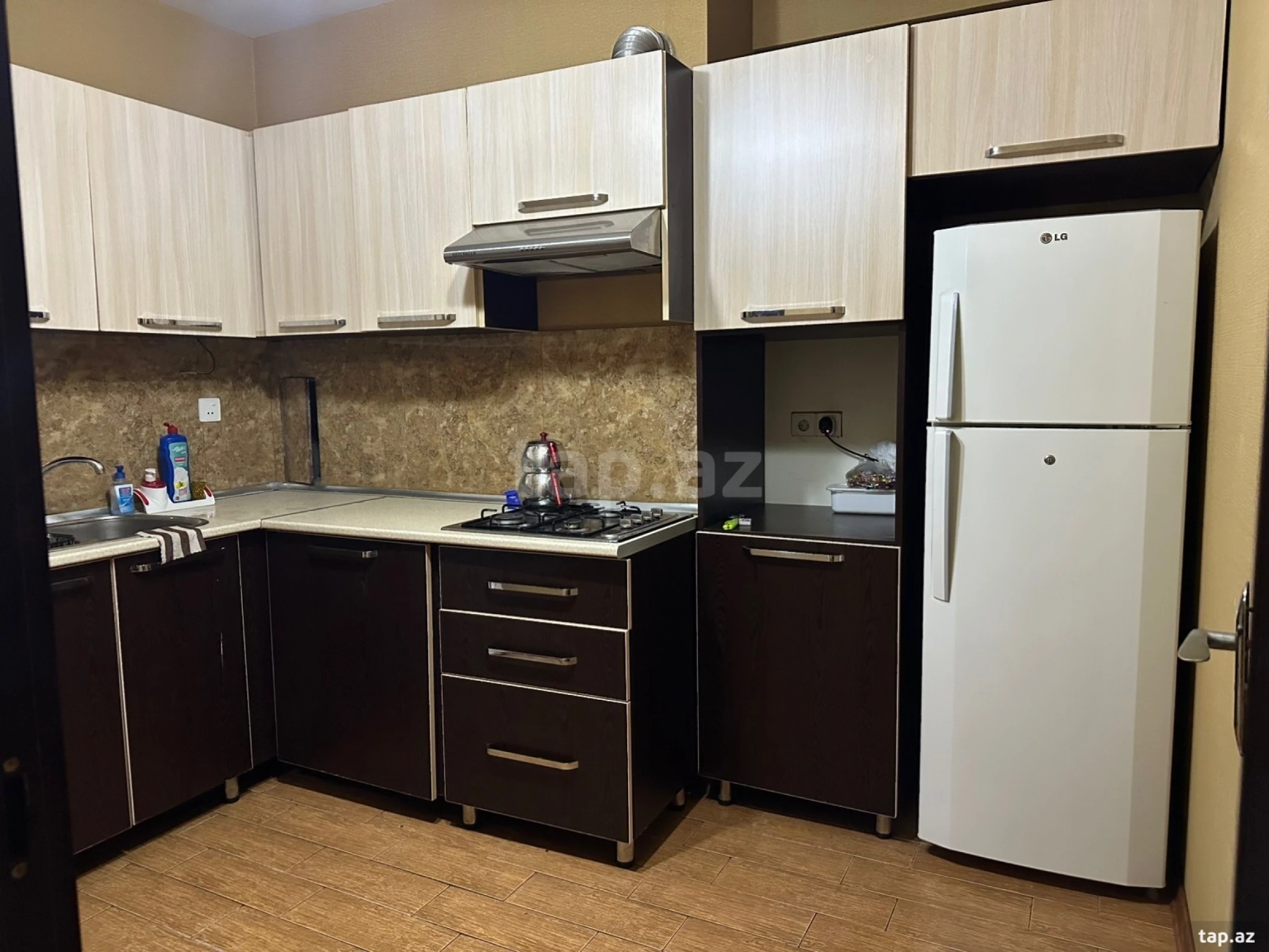 Kirayə verilir 2 otaqlı yeni tikili 80 m²