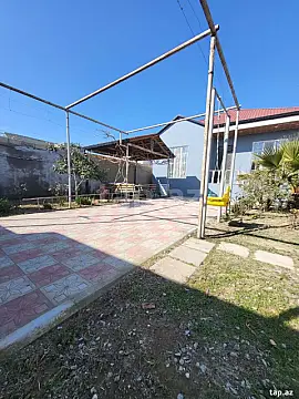 Satılır 3 otaqlı həyət evi
