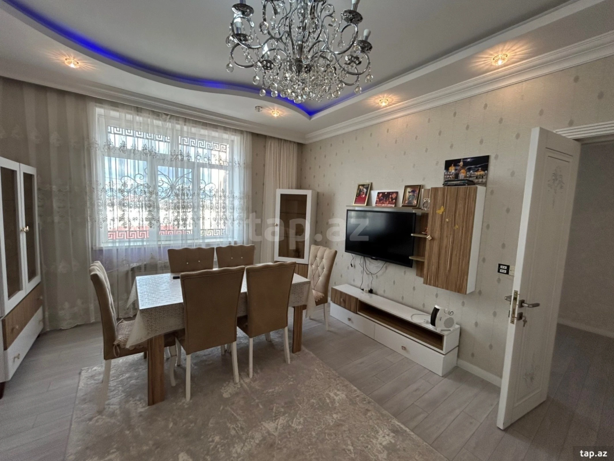 Satılır 6 otaqlı həyət evi