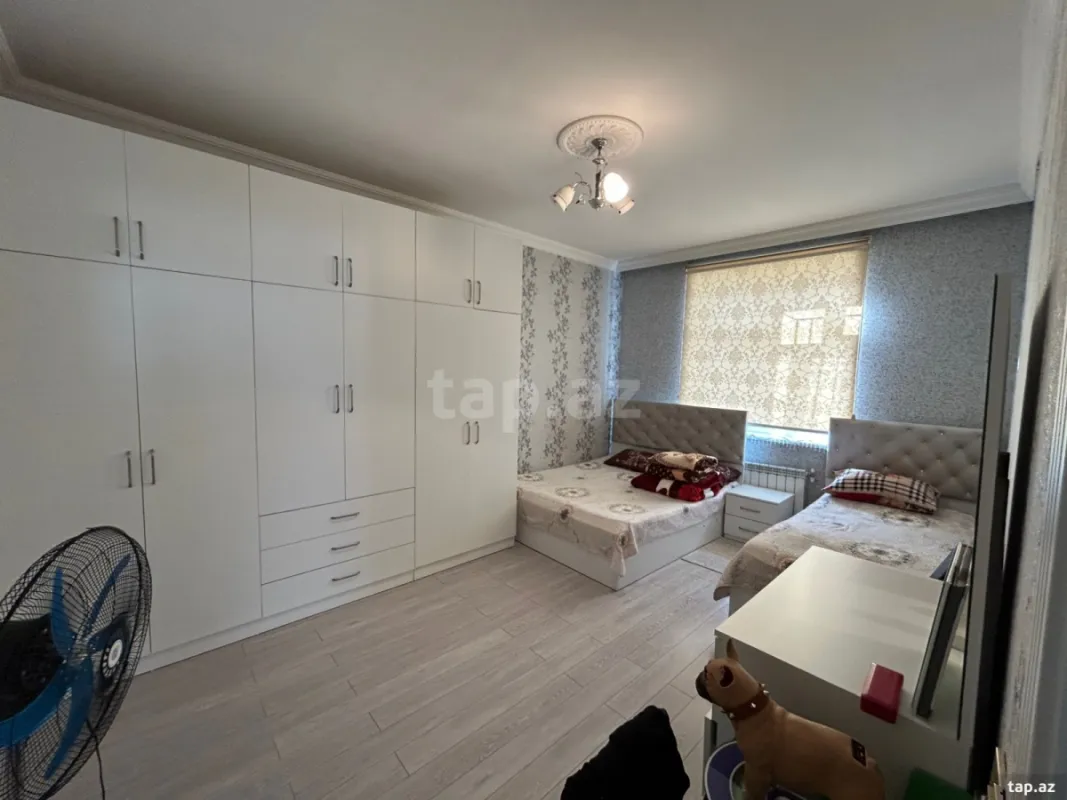 Satılır 6 otaqlı həyət evi