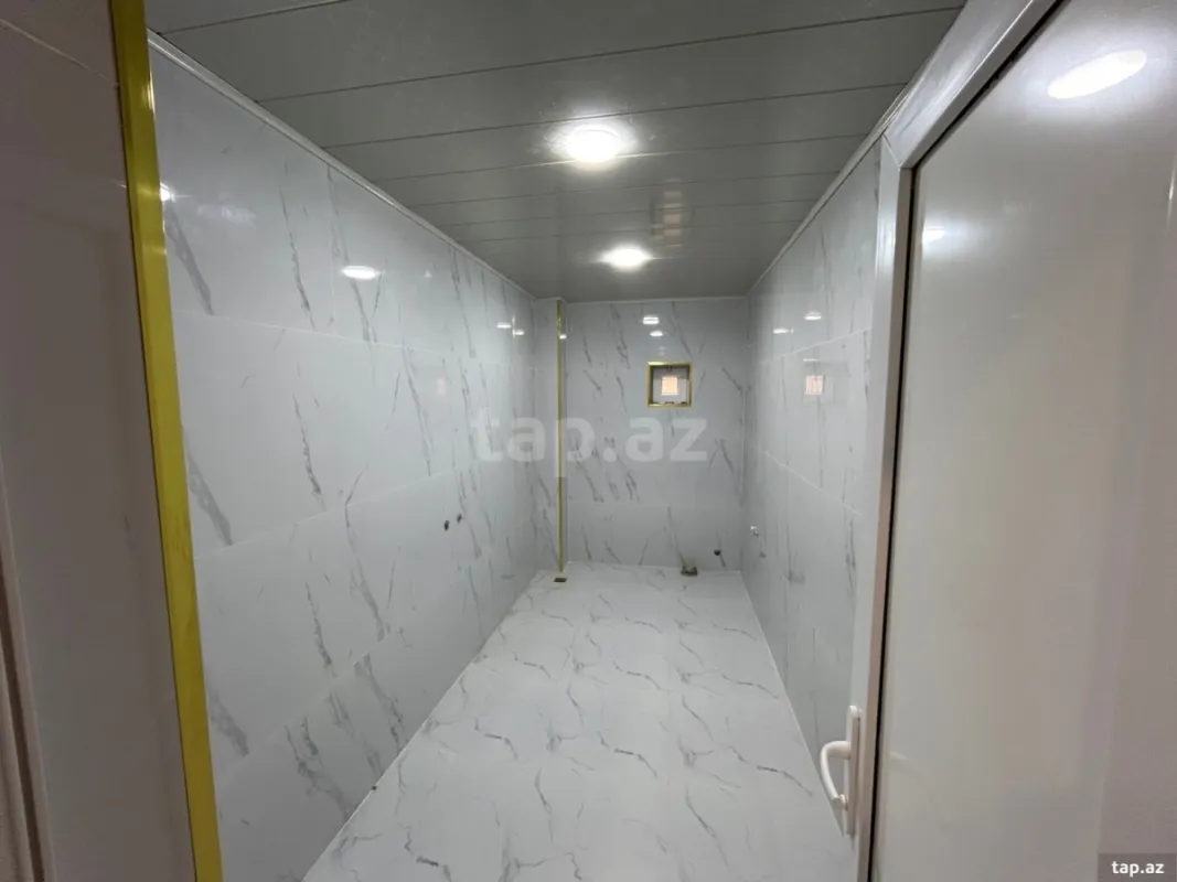 Satılır 6 otaqlı həyət evi