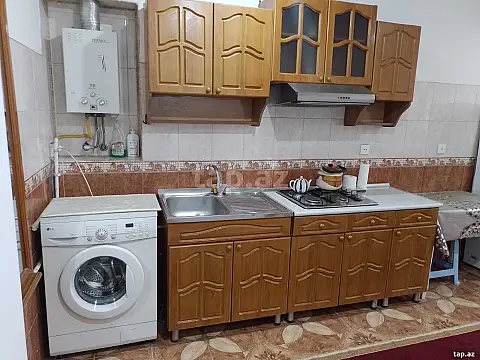 Kirayə verilir 2 otaqlı mənzil 65 m²