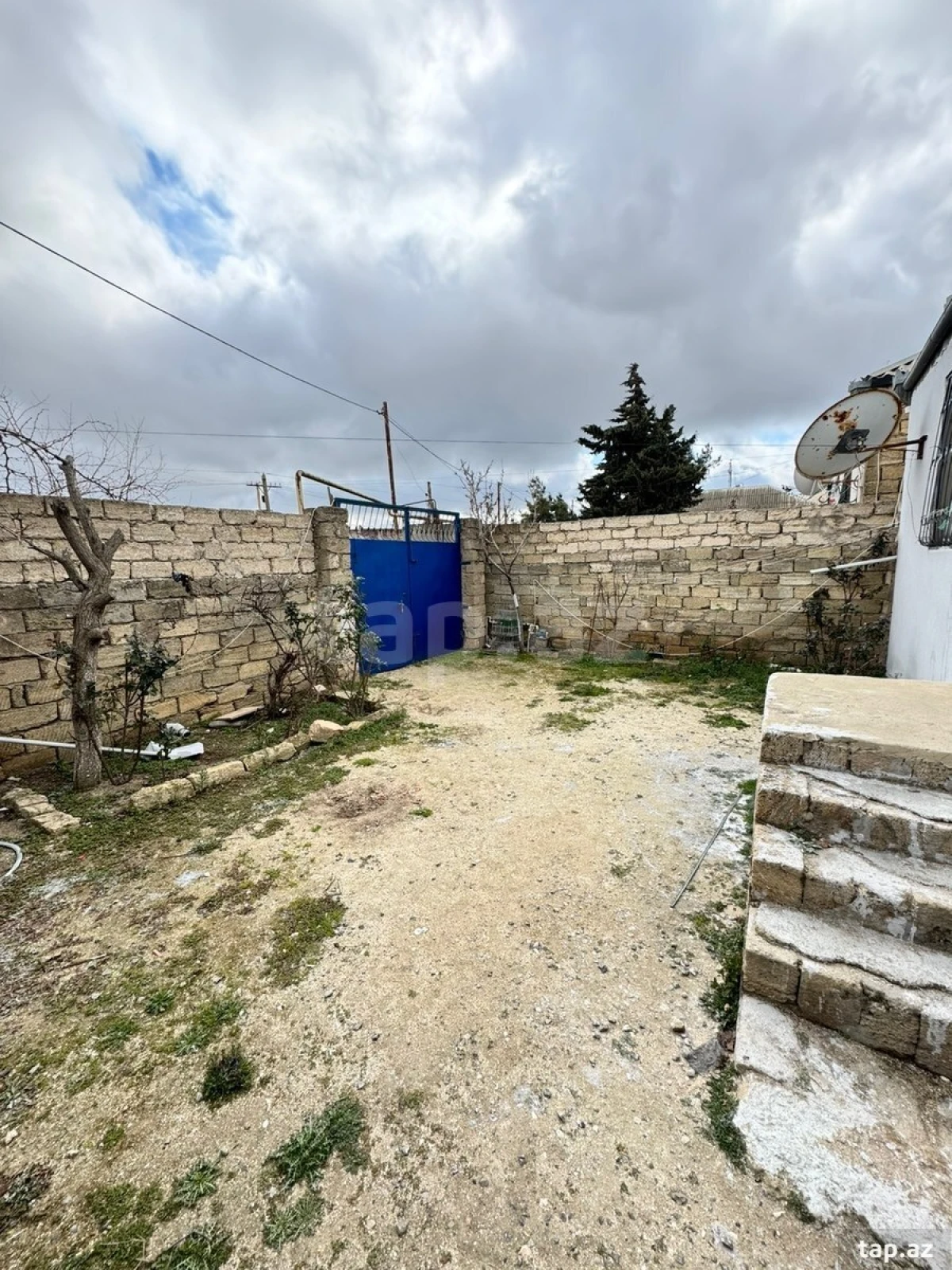 Kirayə verilir 2 otaqlı həyət evi