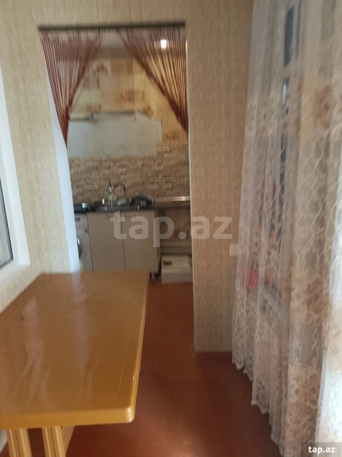 Satılır 11 otaqlı həyət evi