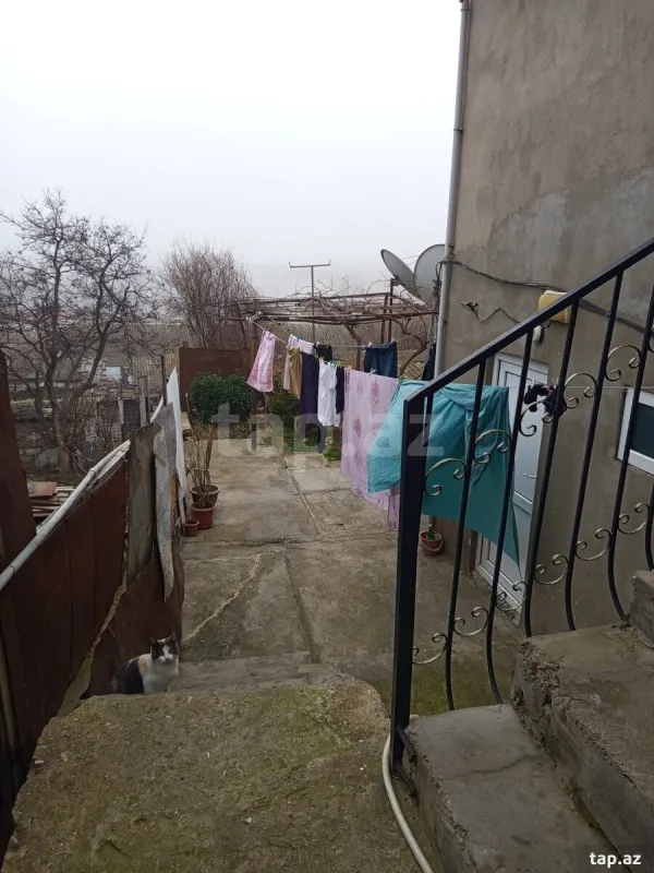 Satılır 2 otaqlı həyət evi