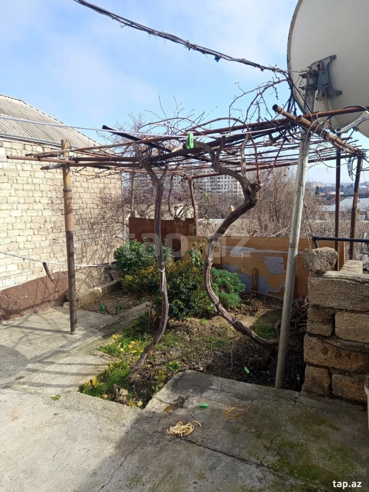 Satılır 2 otaqlı həyət evi