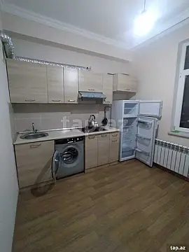 Satılır 3 otaqlı yeni tikili 77 m²
