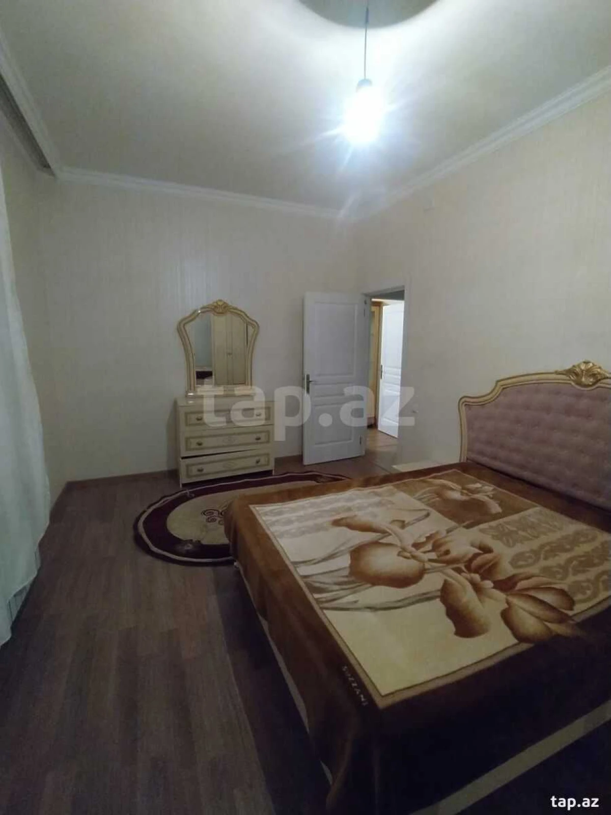 Satılır 3 otaqlı yeni tikili 77 m²