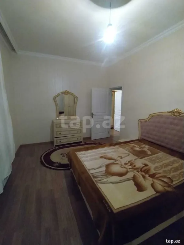 Satılır 3 otaqlı yeni tikili 77 m²