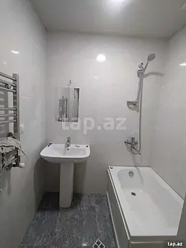 Satılır 3 otaqlı yeni tikili 77 m²
