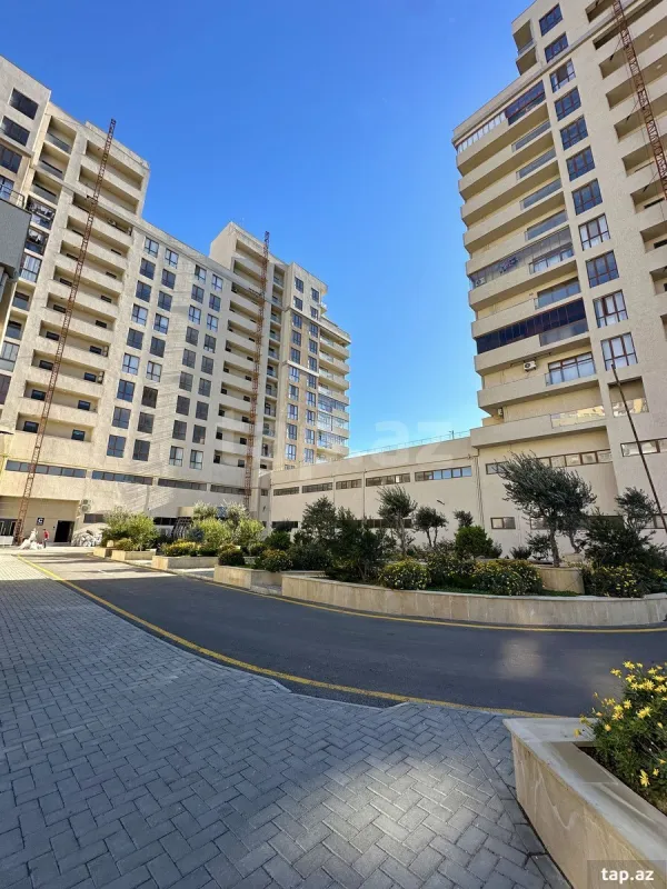 Satılır 3 otaqlı yeni tikili 147 m²