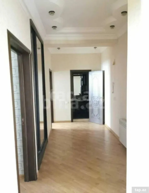 Kirayə verilir 2 otaqlı yeni tikili 85 m²