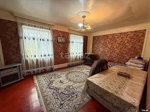 Satılır 3 otaqlı həyət evi