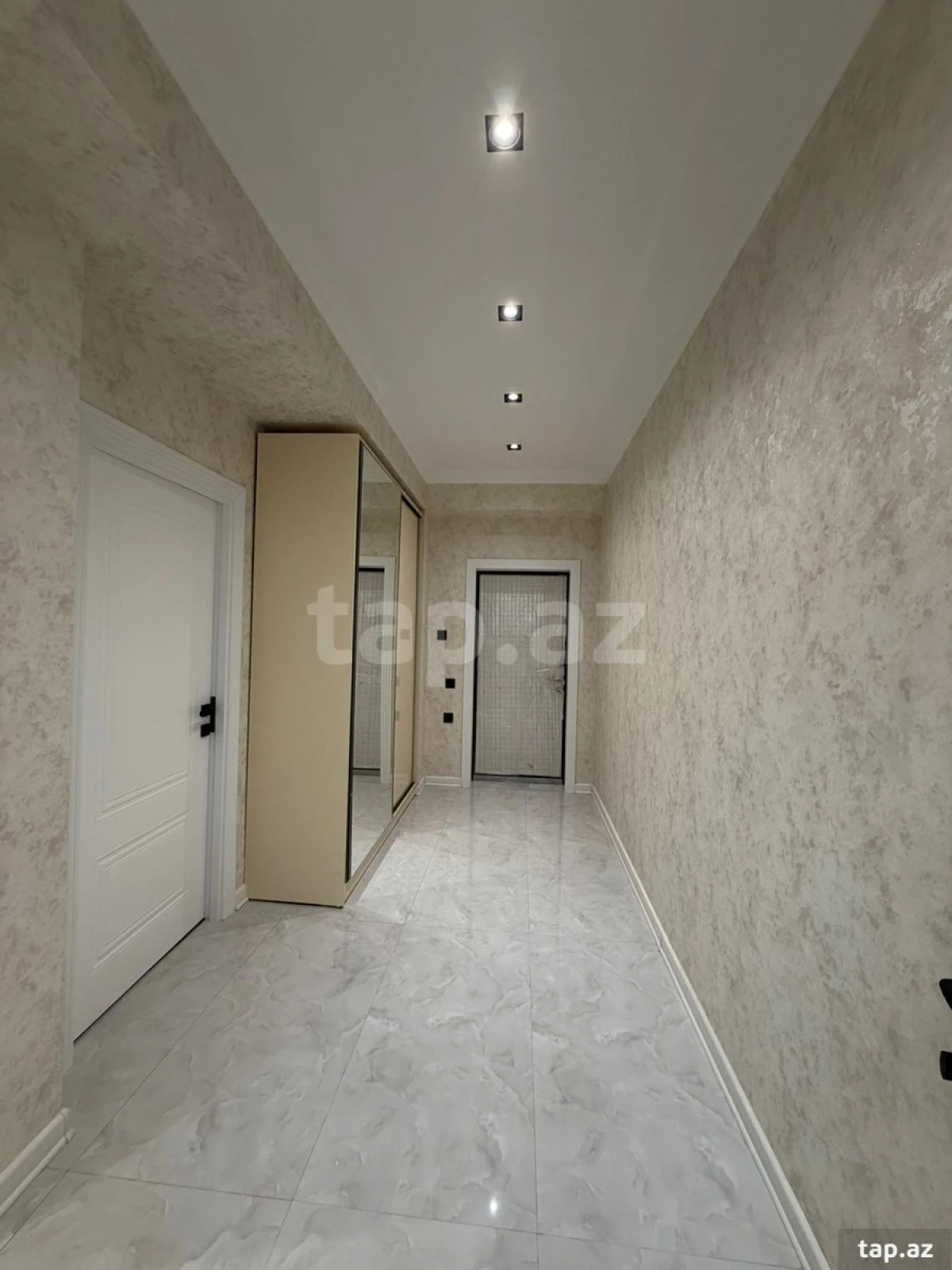 Satılır 2 otaqlı yeni tikili 54 m²