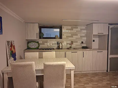 Satılır 5 otaqlı həyət evi