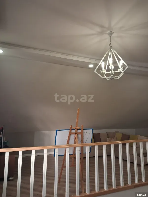 Satılır 5 otaqlı həyət evi