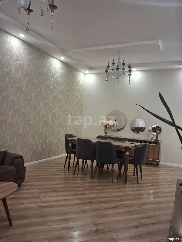 Satılır 5 otaqlı həyət evi