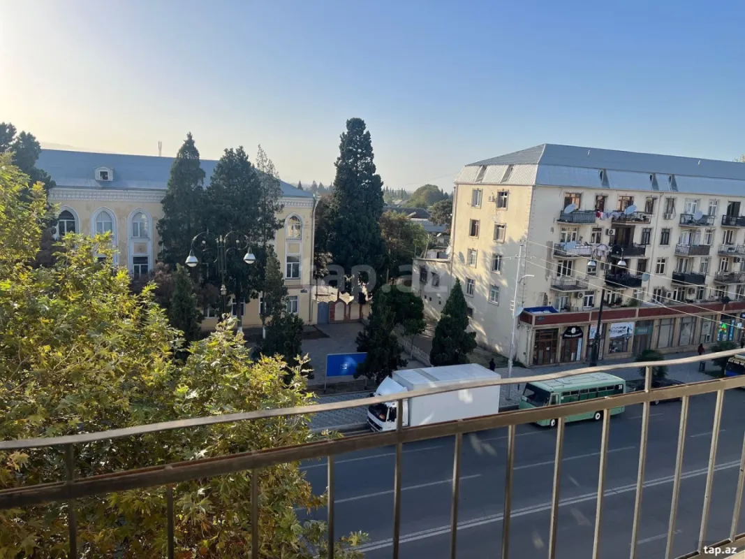 Satılır 3 otaqlı mənzil 65 m²