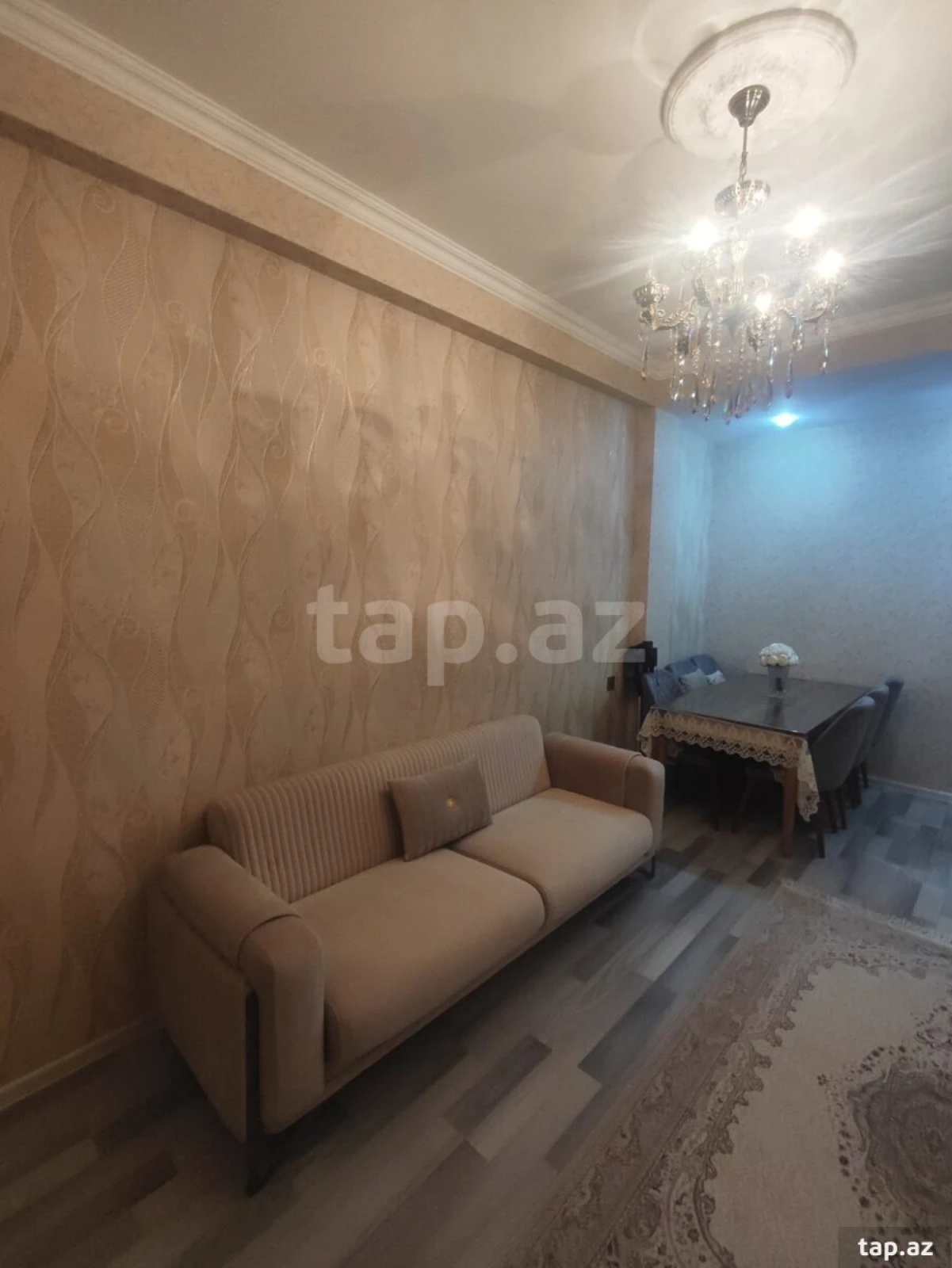 Satılır 2 otaqlı yeni tikili 60 m²