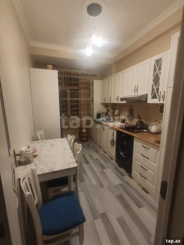 Satılır 2 otaqlı yeni tikili 60 m²